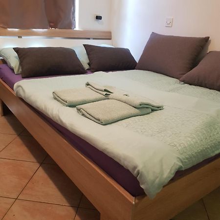 Apartmani Petra PUY 외부 사진