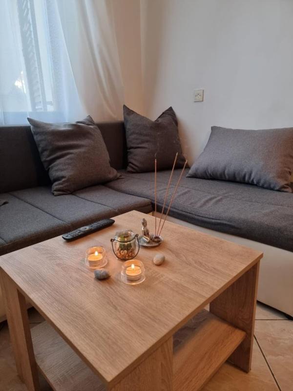 Apartmani Petra PUY 외부 사진